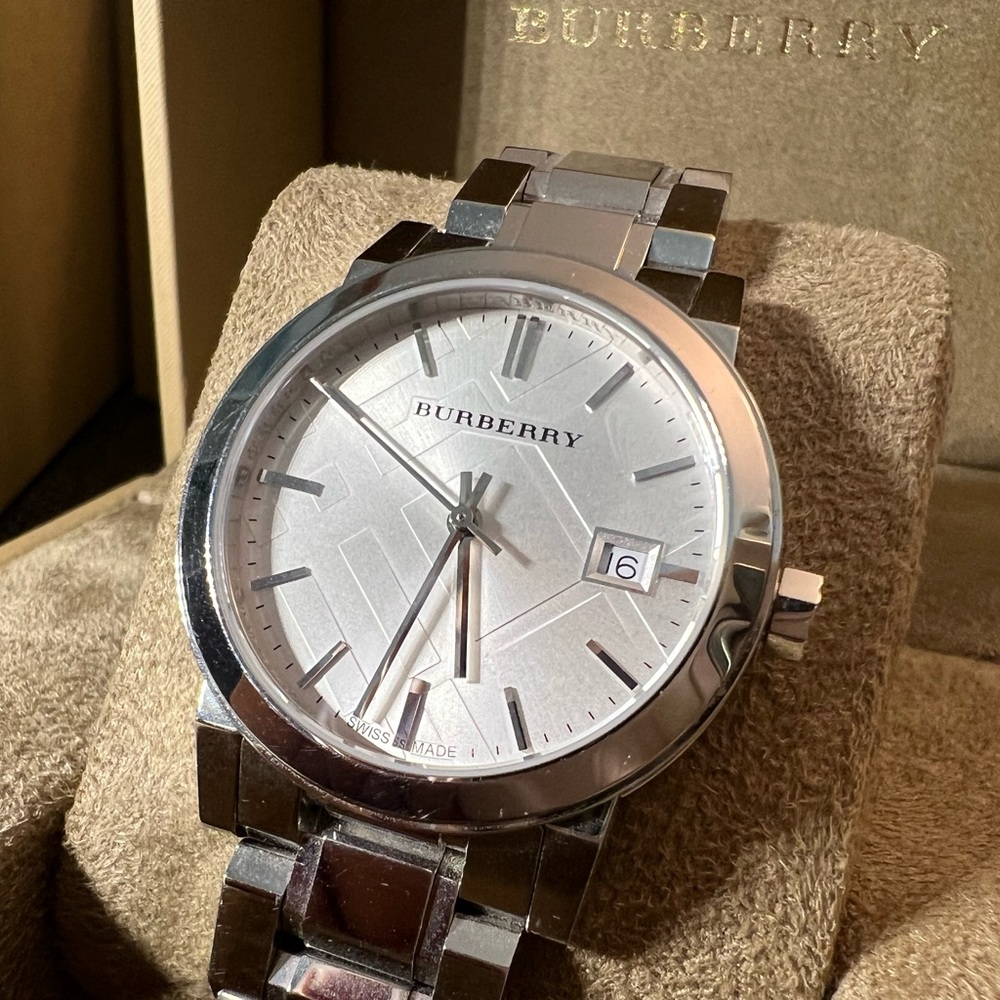 Burberry The City Silver Dial Stainless Steel Ladies Watch 34mm